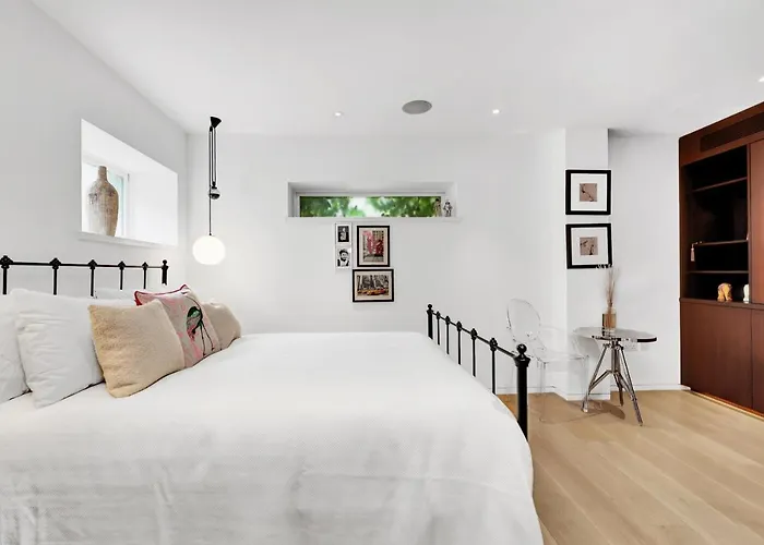 Luxury 3 Bed House By Hyde Park, Bayswater
